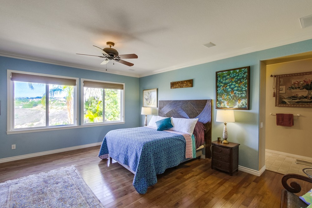Virtual tour photo 26 of 57 for 12910 SeaBreeze Farms Dr