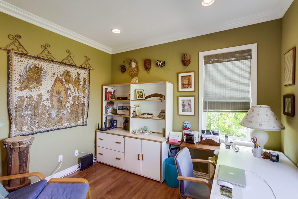 Virtual tour photo 30 of 57 for 12910 SeaBreeze Farms Dr