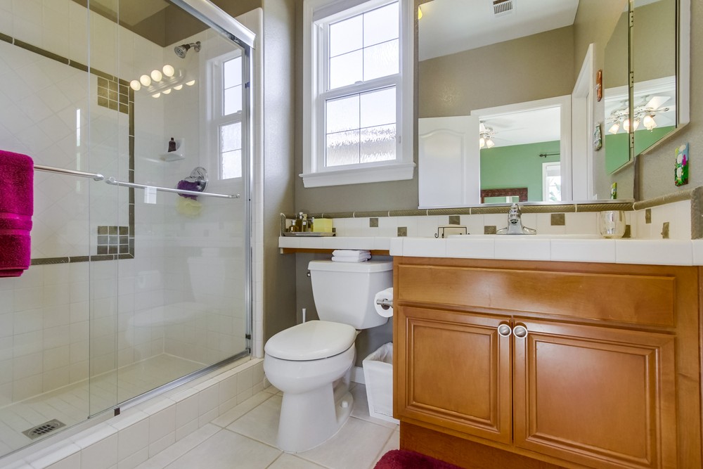 Virtual tour photo 39 of 57 for 12910 SeaBreeze Farms Dr