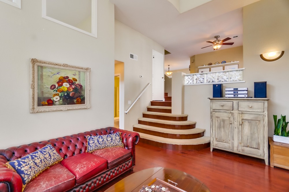Virtual tour photo 7 of 50 for 12912 Carmel Creek Rd #11