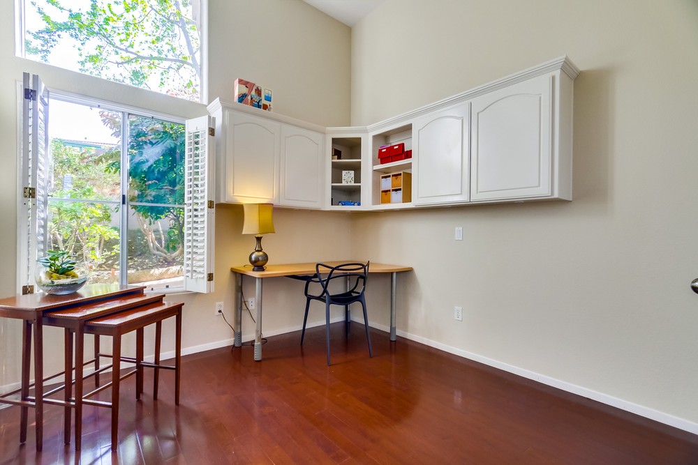 Virtual tour photo 27 of 50 for 12912 Carmel Creek Rd #11