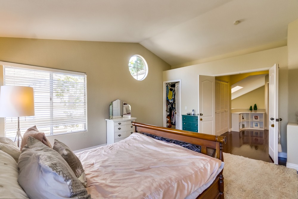 Virtual tour photo 35 of 50 for 12912 Carmel Creek Rd #11