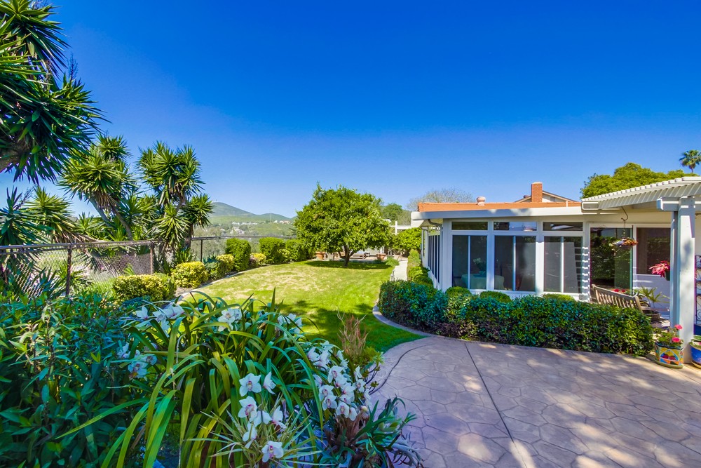 Virtual tour photo 43 of 55 for 12920 Via Del Valedor