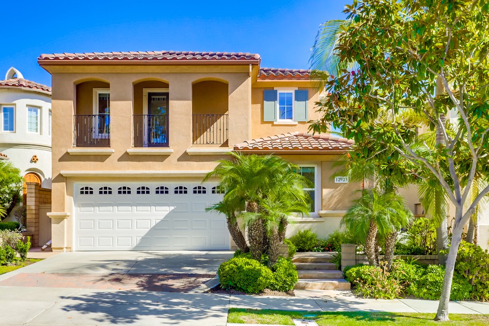 Virtual tour photo 3 of 46 for 12923 Flintwood Way