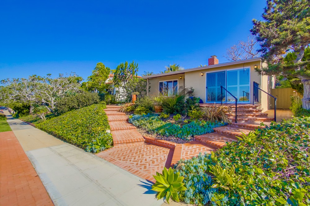 Virtual tour photo 7 of 68 for 1293 Alexandria Dr