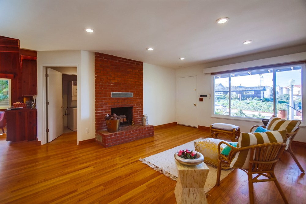 Virtual tour photo 21 of 68 for 1293 Alexandria Dr
