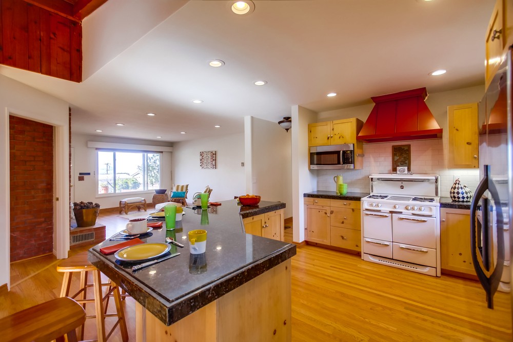 Virtual tour photo 29 of 68 for 1293 Alexandria Dr