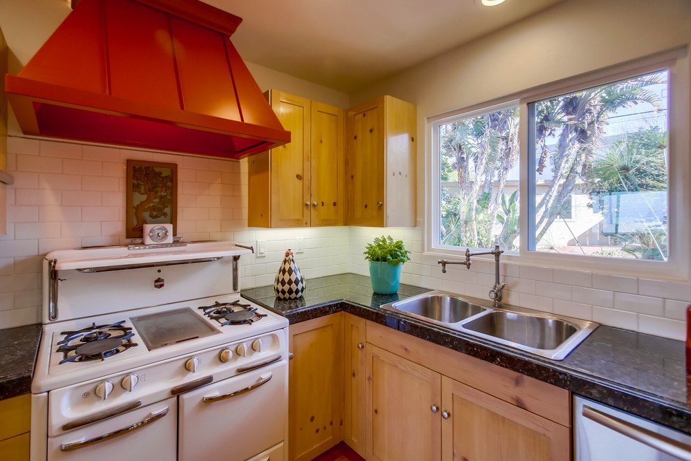 Virtual tour photo 30 of 68 for 1293 Alexandria Dr