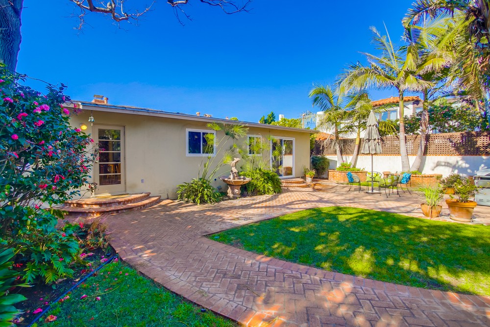 Virtual tour photo 58 of 68 for 1293 Alexandria Dr