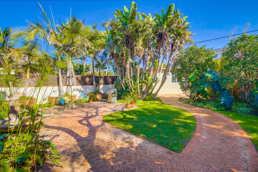 Virtual tour photo 62 of 68 for 1293 Alexandria Dr