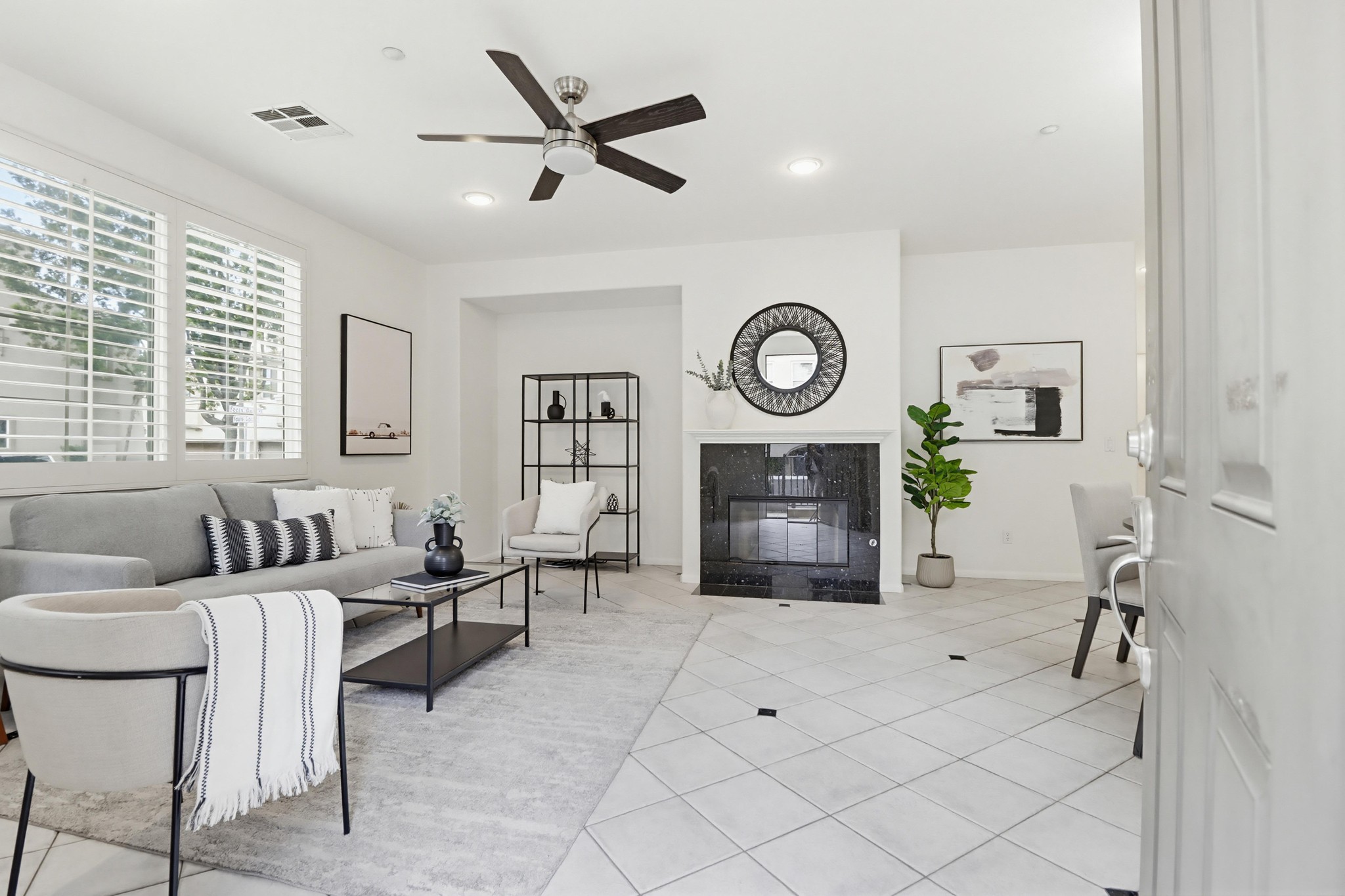 Virtual tour photo 10 of 55 for 1293 Fools Gold Wy UNIT 3