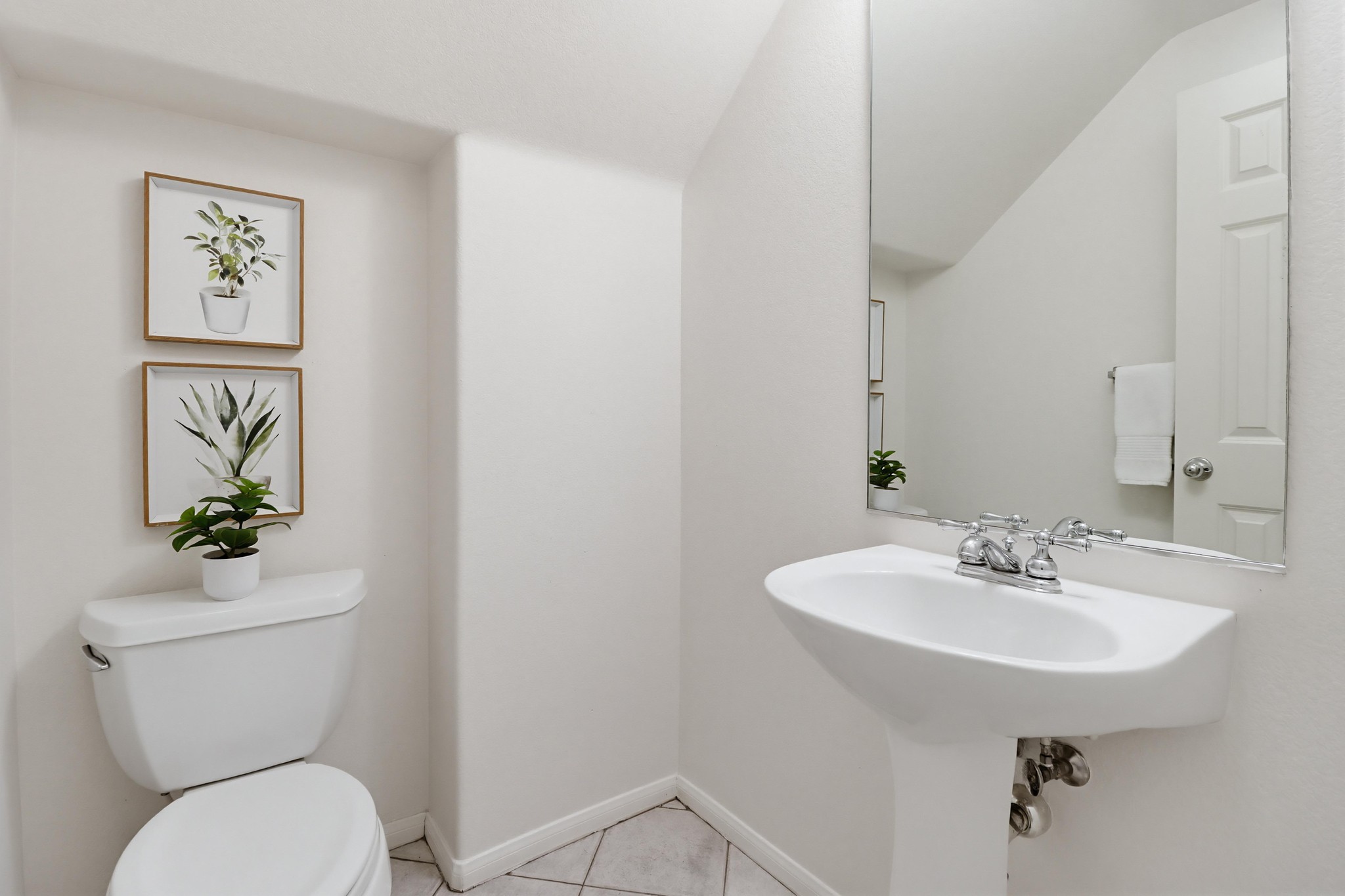 Virtual tour photo 22 of 55 for 1293 Fools Gold Wy UNIT 3