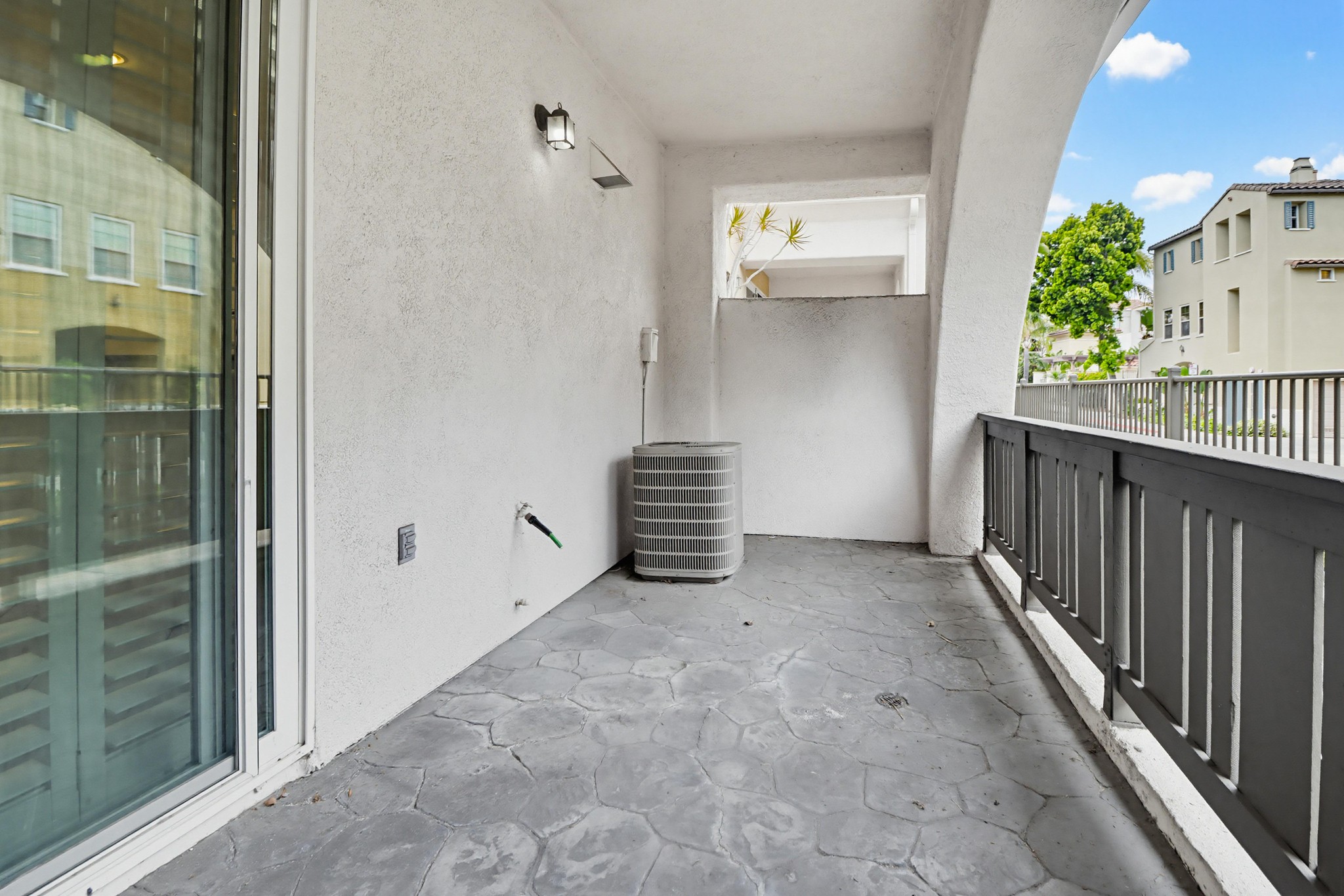 Virtual tour photo 24 of 55 for 1293 Fools Gold Wy UNIT 3