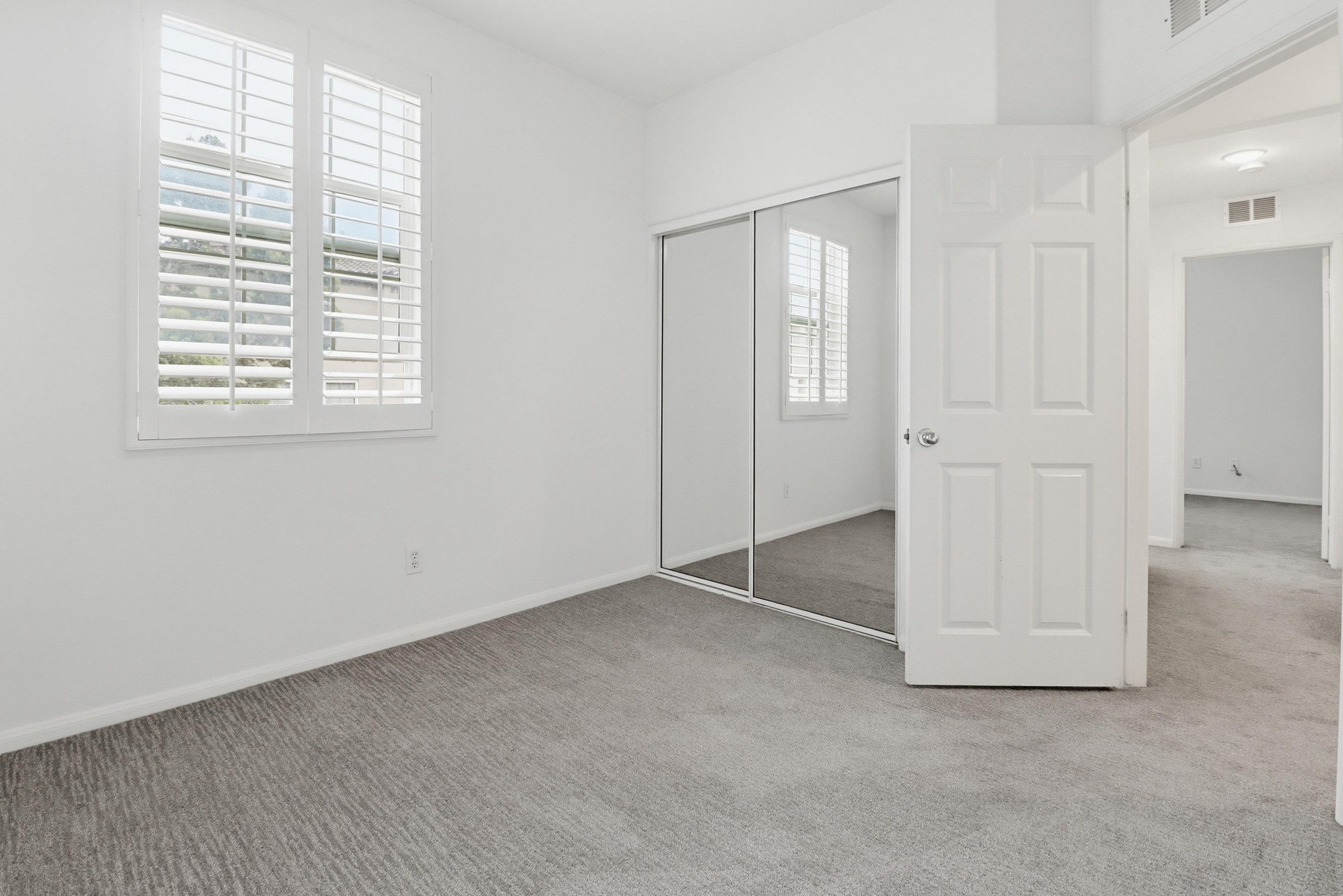 Virtual tour photo 39 of 55 for 1293 Fools Gold Wy UNIT 3