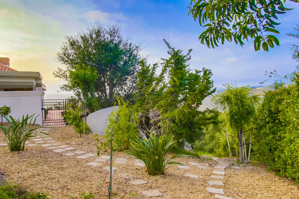 Virtual tour photo 122 of 129 for 12930 Polvera Ave
