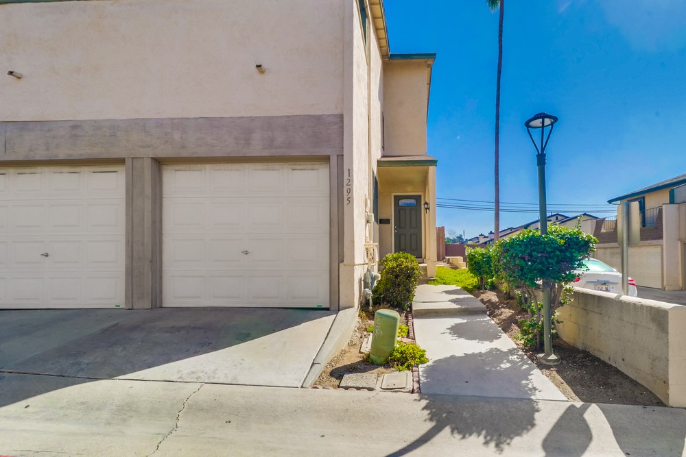 Virtual tour photo 1 of 44 for 1295 Caminito Cita