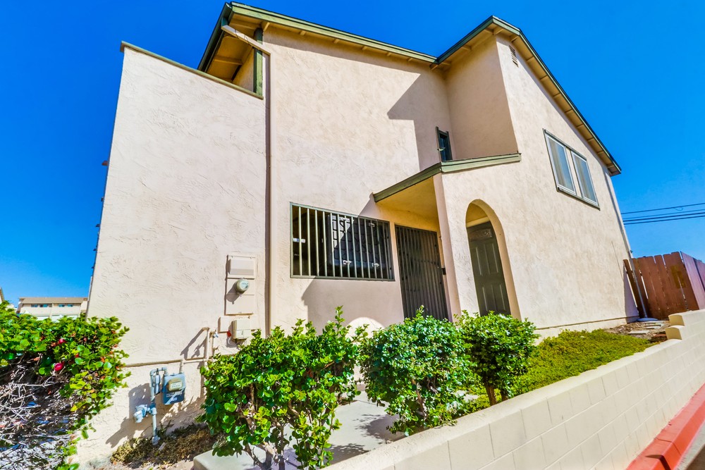 Virtual tour photo 3 of 44 for 1295 Caminito Cita