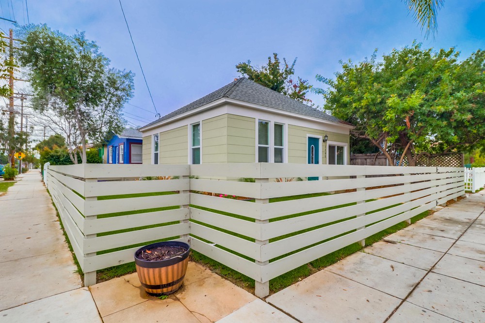 Virtual tour photo 4 of 26 for 1295 Essex St
