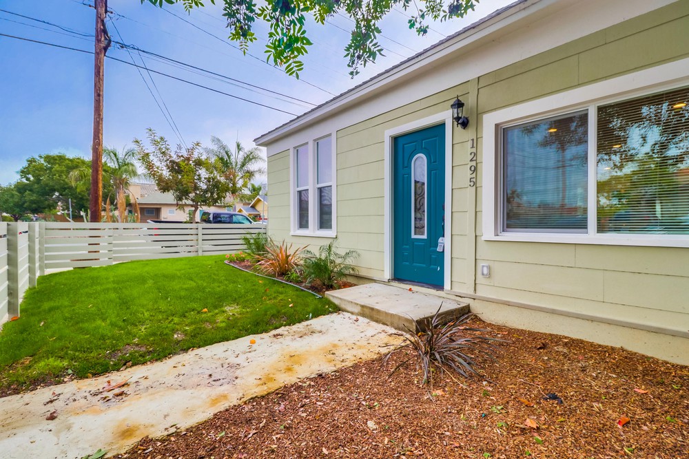 Virtual tour photo 7 of 26 for 1295 Essex St