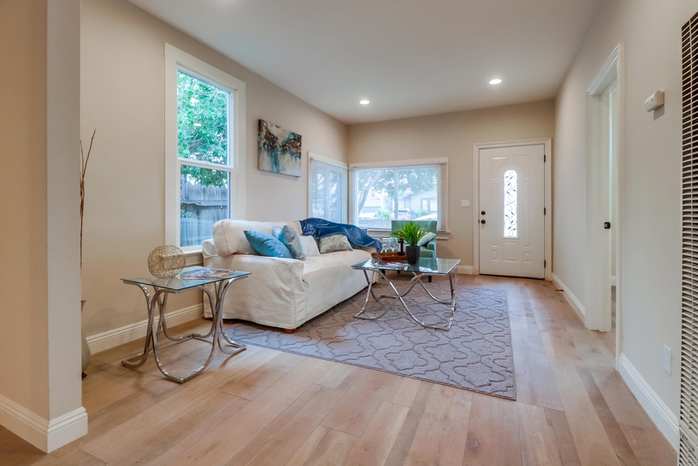 Virtual tour photo 10 of 26 for 1295 Essex St