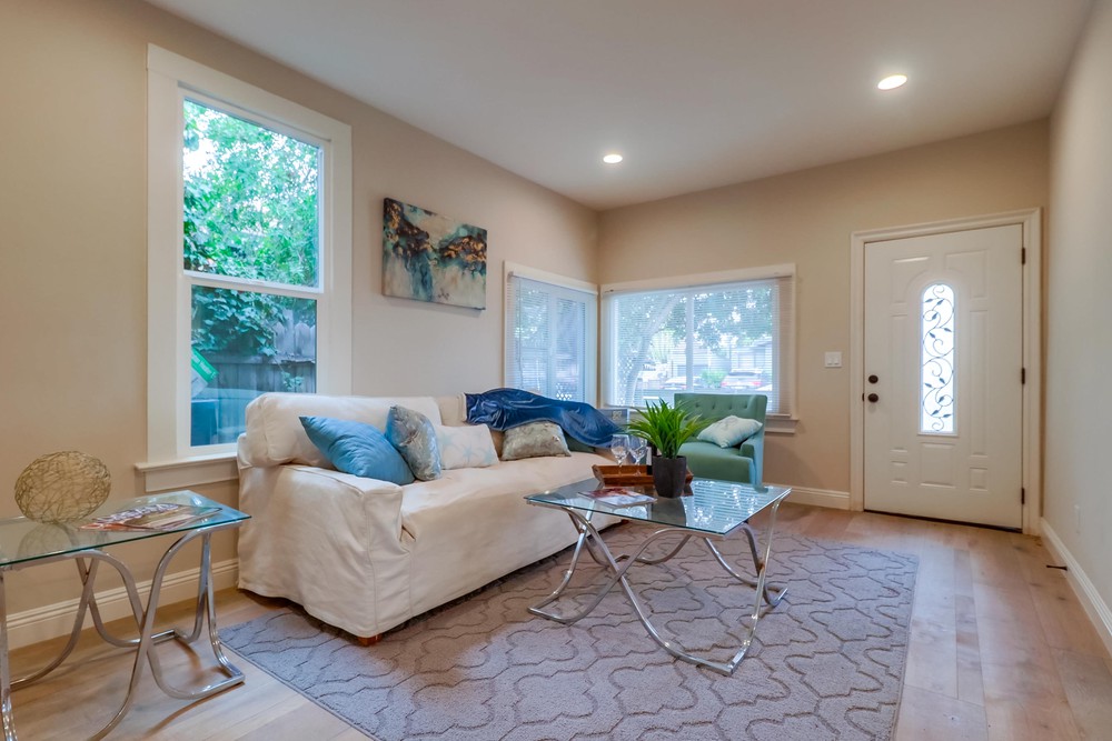 Virtual tour photo 11 of 26 for 1295 Essex St