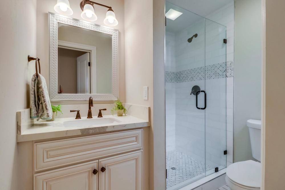 Virtual tour photo 24 of 26 for 1295 Essex St