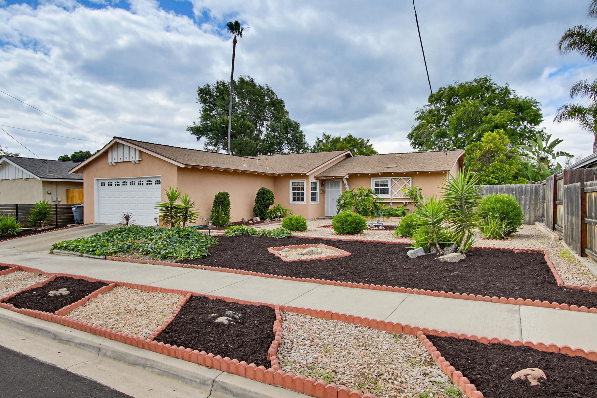 Virtual tour photo 5 of 52 for 12957 Ilene St