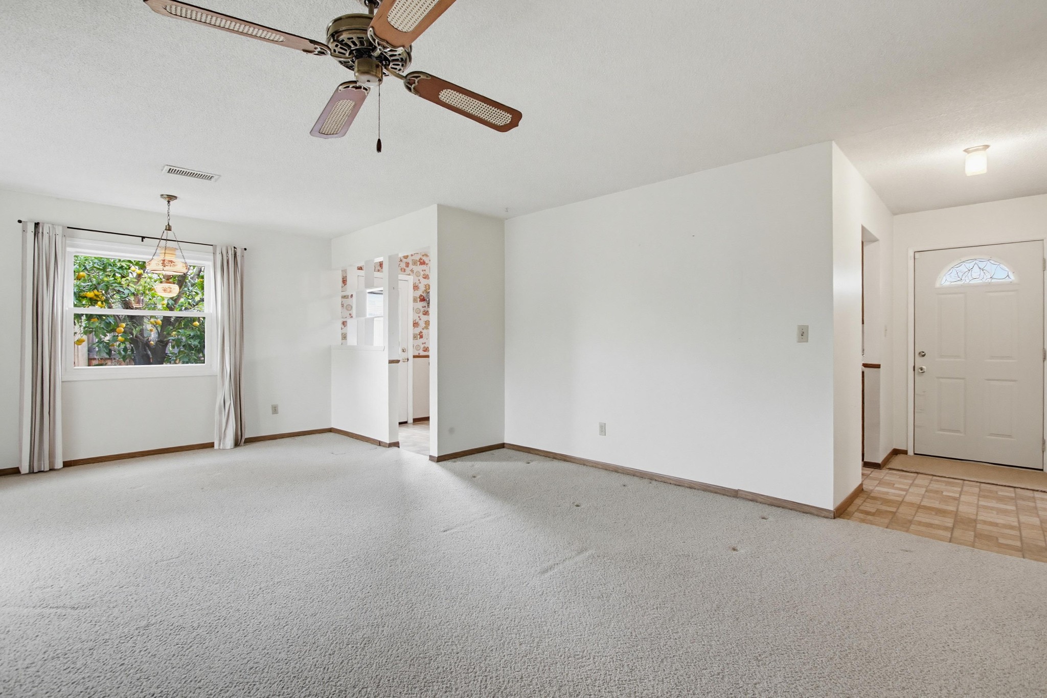 Virtual tour photo 13 of 52 for 12957 Ilene St