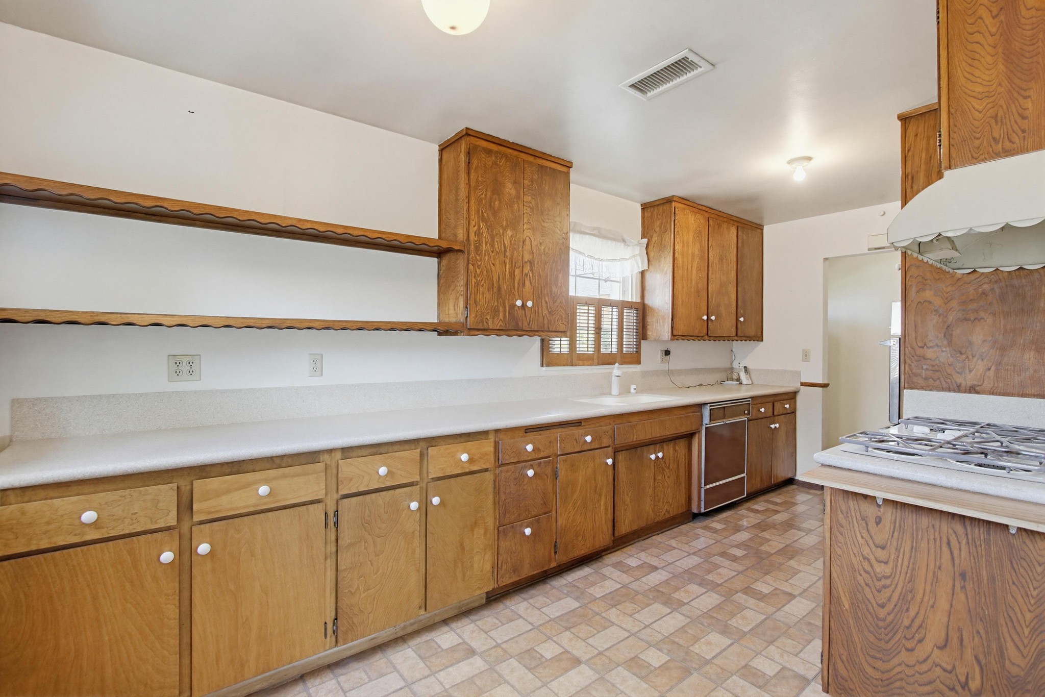Virtual tour photo 17 of 52 for 12957 Ilene St
