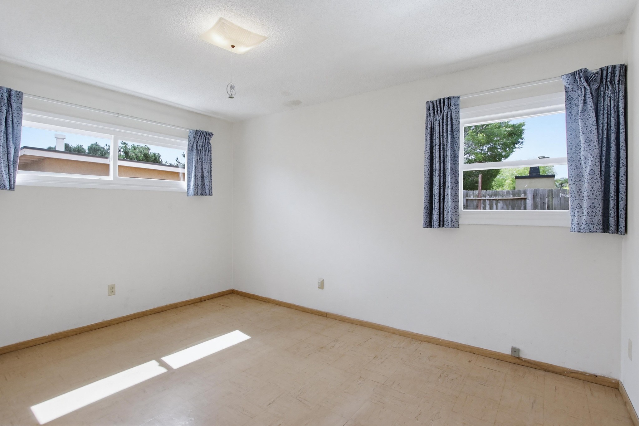 Virtual tour photo 25 of 52 for 12957 Ilene St