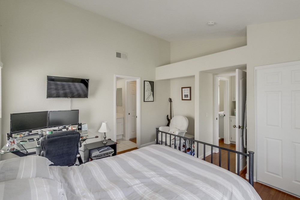 Virtual tour photo 28 of 37 for 12962 Carmel Creek Rd UNIT 138