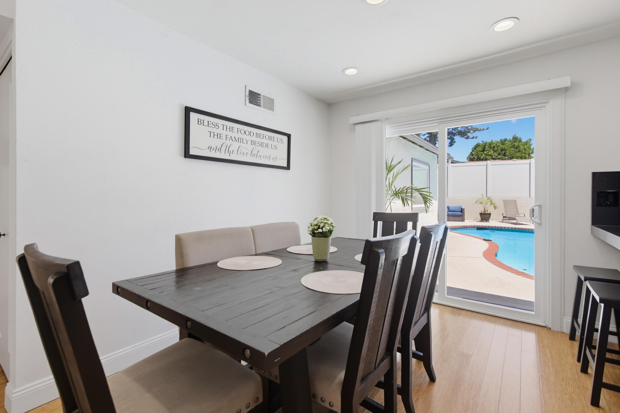 Virtual tour photo 15 of 49 for 12979 Calle De Las Rosas