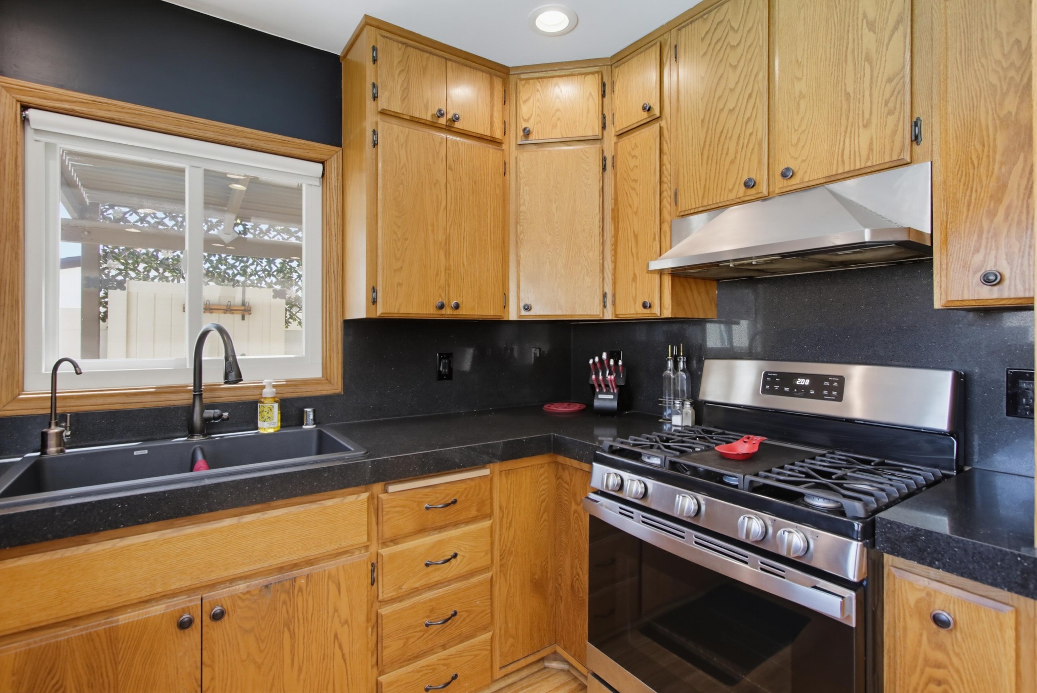 Virtual tour photo 20 of 49 for 12979 Calle De Las Rosas