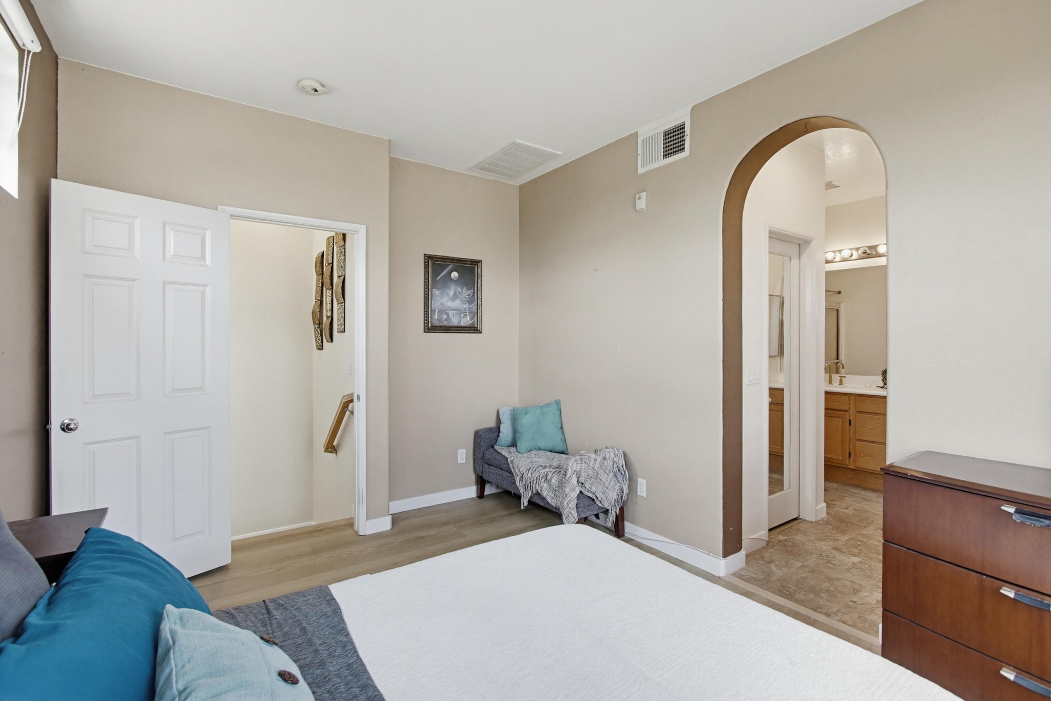 Virtual tour photo 22 of 78 for 1298 Fools Gold Wy UNIT 1