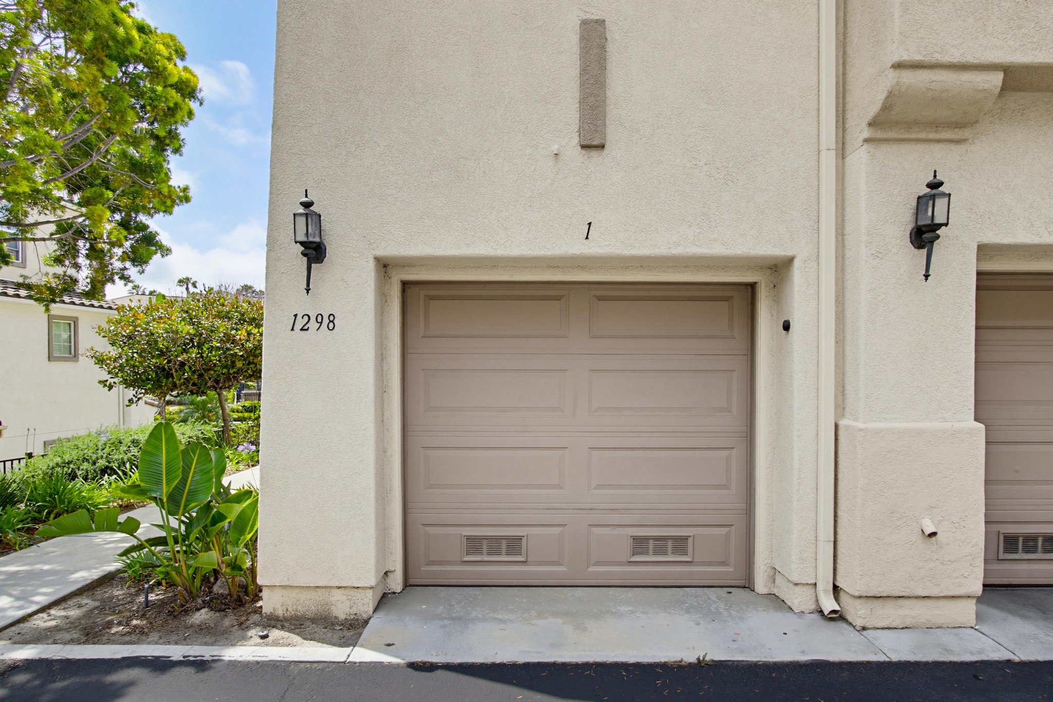 Virtual tour photo 30 of 78 for 1298 Fools Gold Wy UNIT 1