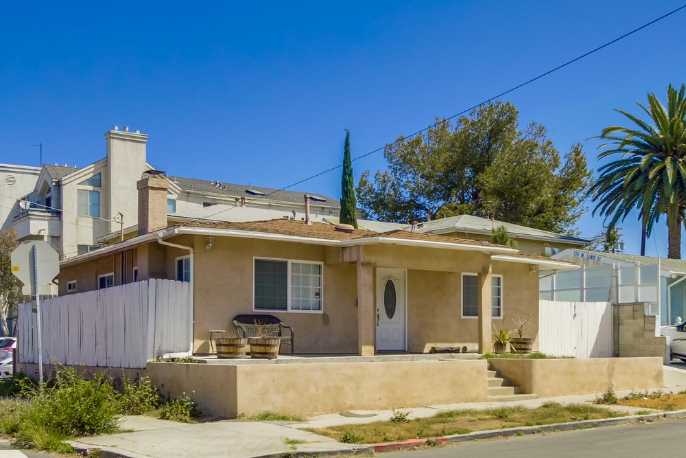 Virtual tour photo 3 of 38 for 130 W Lewis St