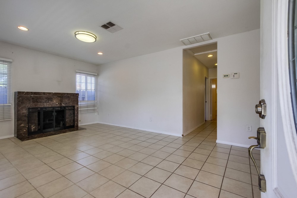 Virtual tour photo 8 of 38 for 130 W Lewis St