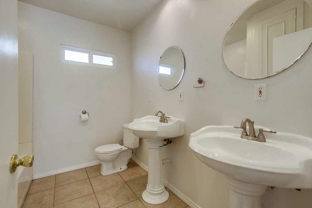 Virtual tour photo 20 of 38 for 130 W Lewis St