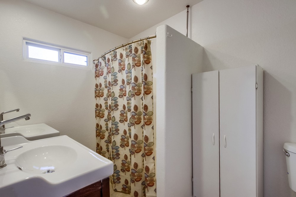 Virtual tour photo 25 of 38 for 130 W Lewis St