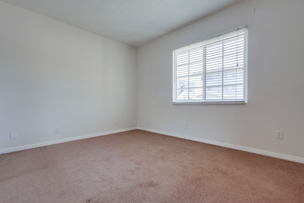 Virtual tour photo 29 of 38 for 130 W Lewis St