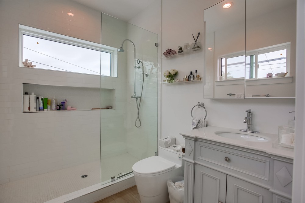 Virtual tour photo 30 of 45 for 1300 Emerald St