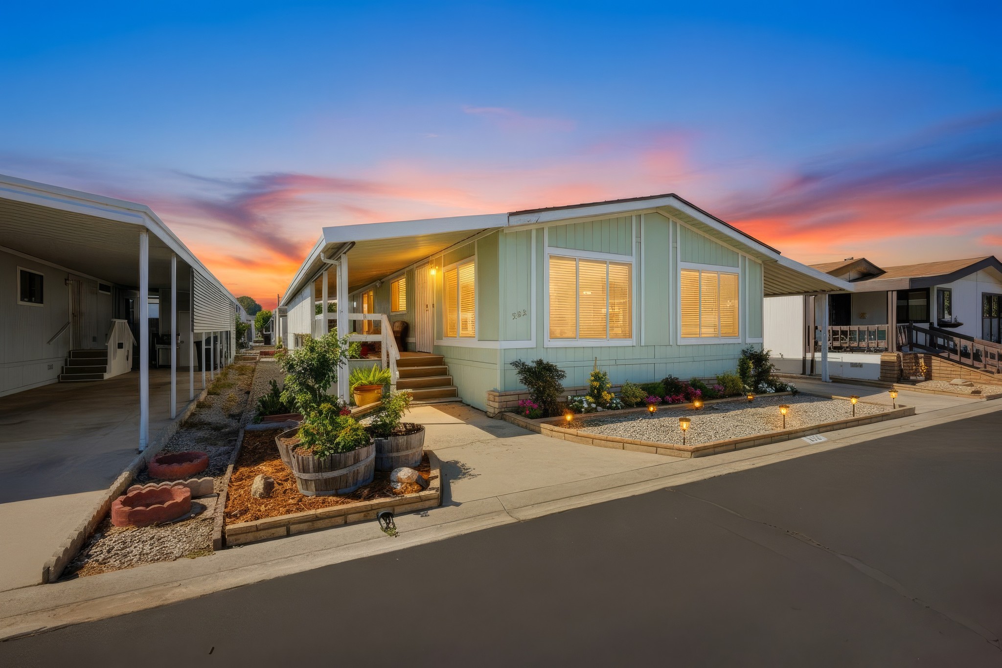 Virtual tour photo 37 of 37 for 1300 W Menlo Ave