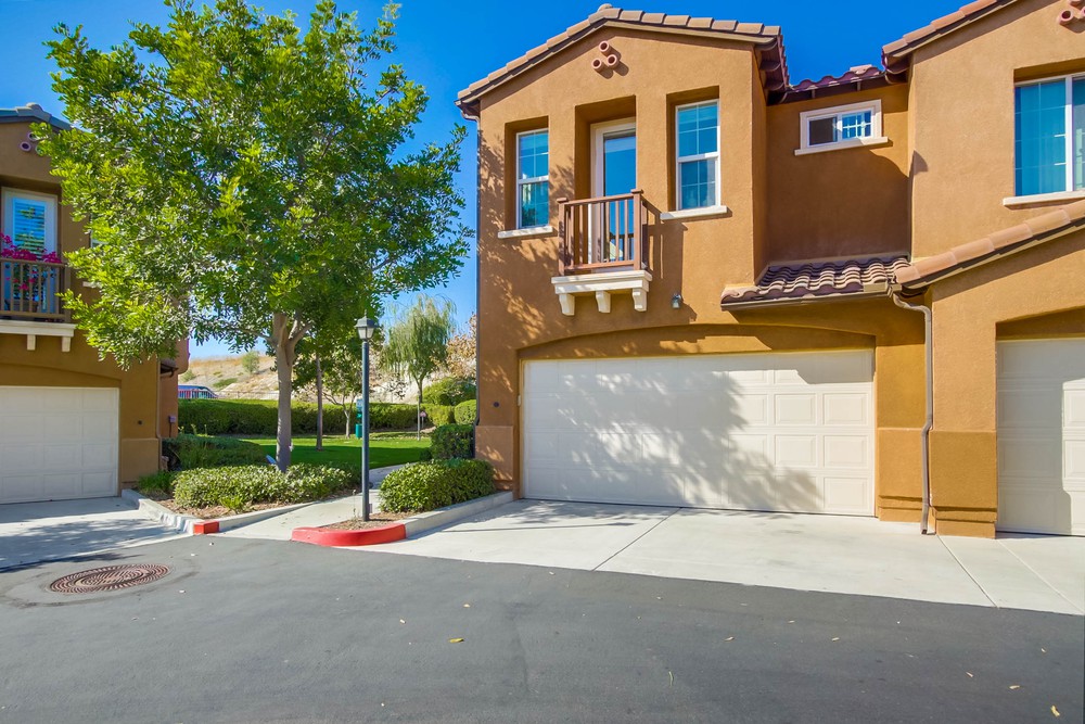 Virtual tour photo 3 of 40 for 13004 Carita Cove