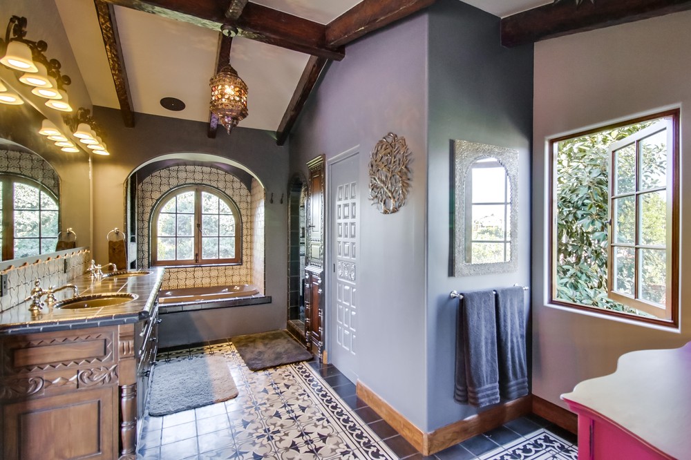 Virtual tour photo 56 of 114 for 1301 Sassafras St