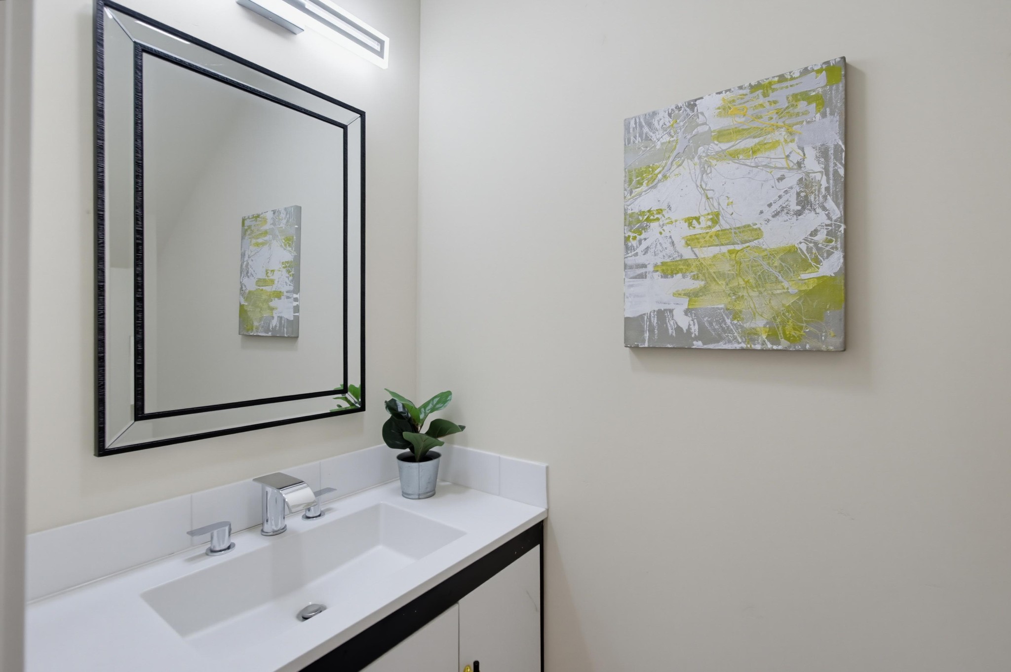 Virtual tour photo 20 of 70 for 1302 La Presa Ave