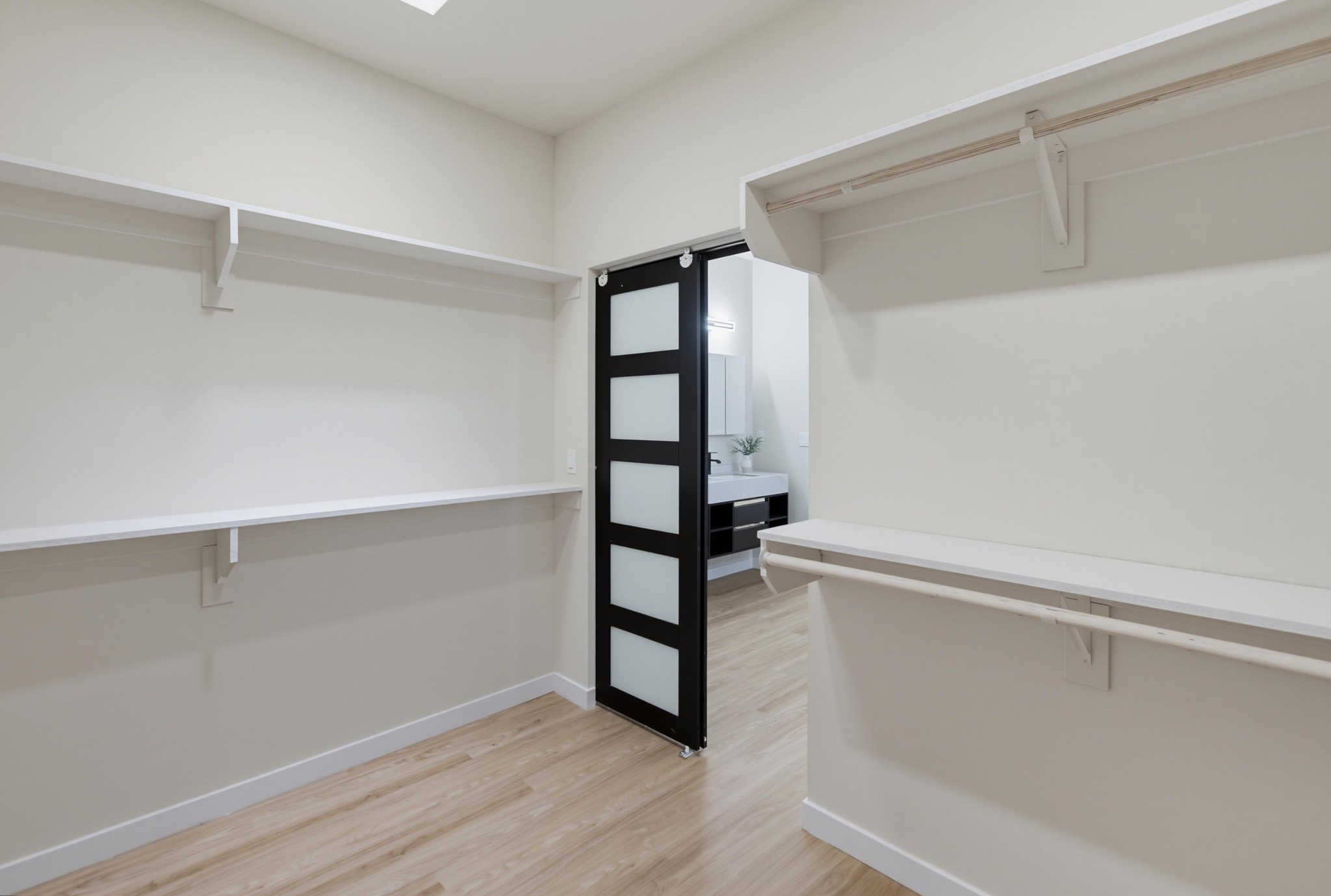 Virtual tour photo 47 of 70 for 1302 La Presa Ave