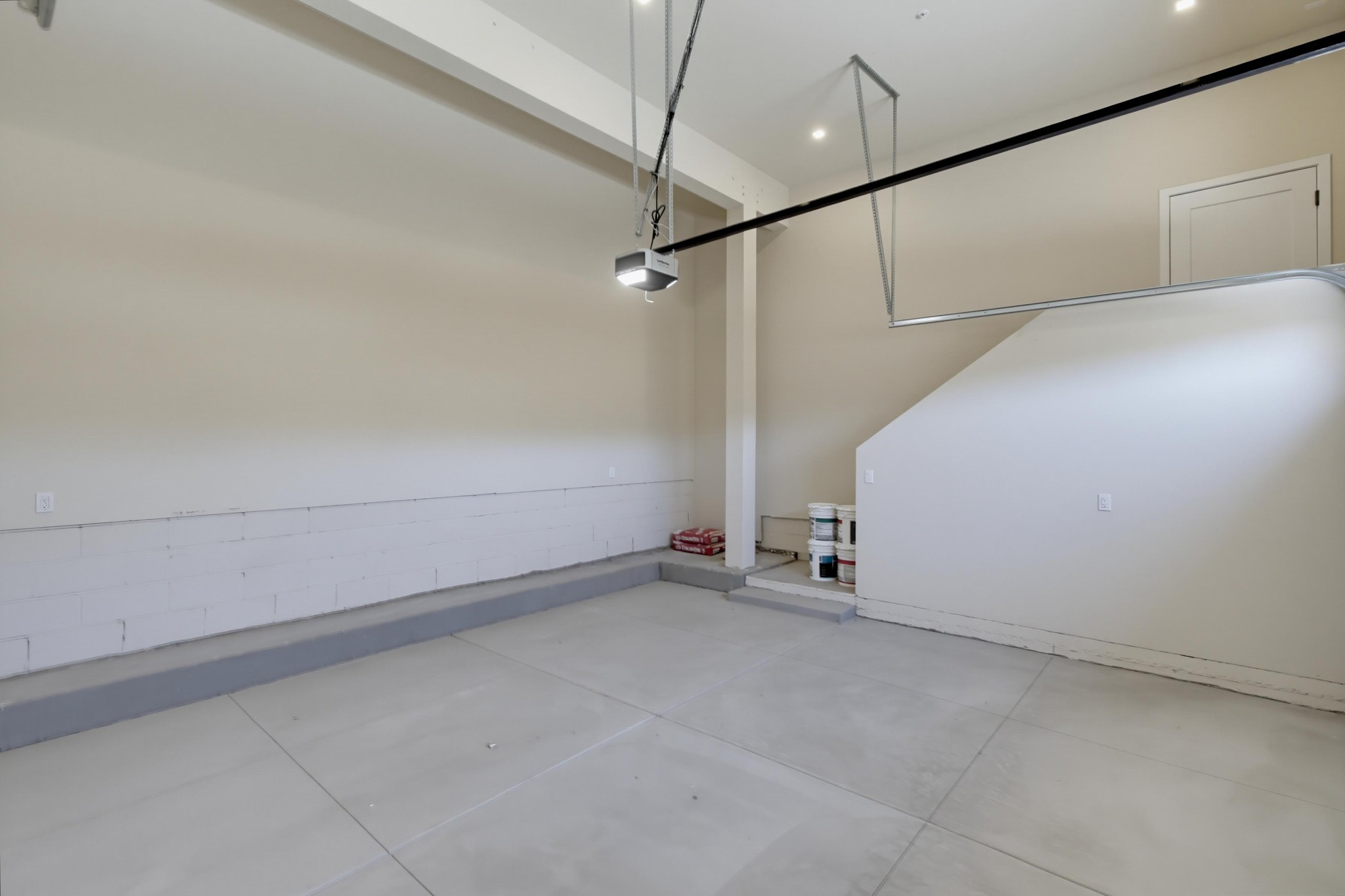 Virtual tour photo 66 of 70 for 1302 La Presa Ave