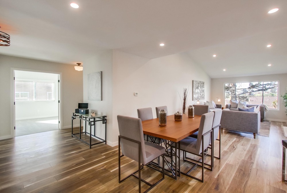 Virtual tour photo 10 of 44 for 13024 Calle De Las Rosas
