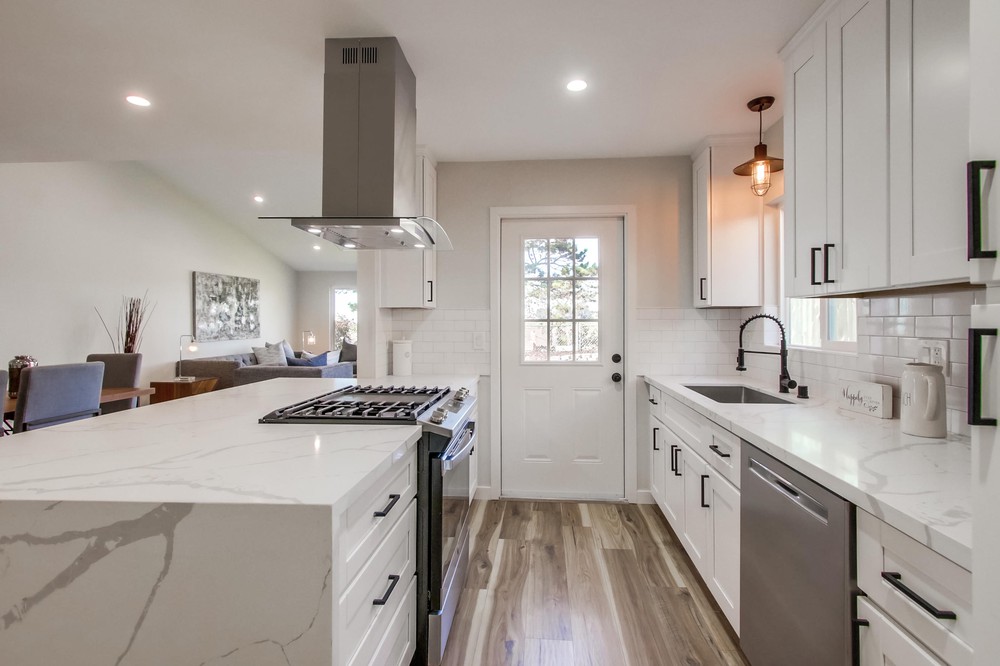 Virtual tour photo 17 of 44 for 13024 Calle De Las Rosas