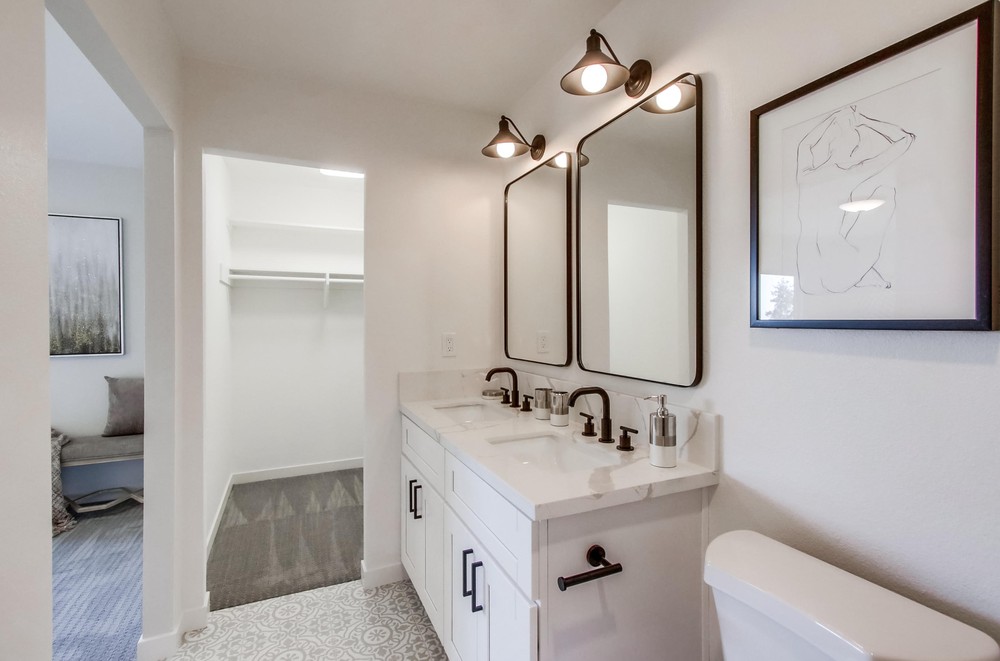 Virtual tour photo 26 of 44 for 13024 Calle De Las Rosas